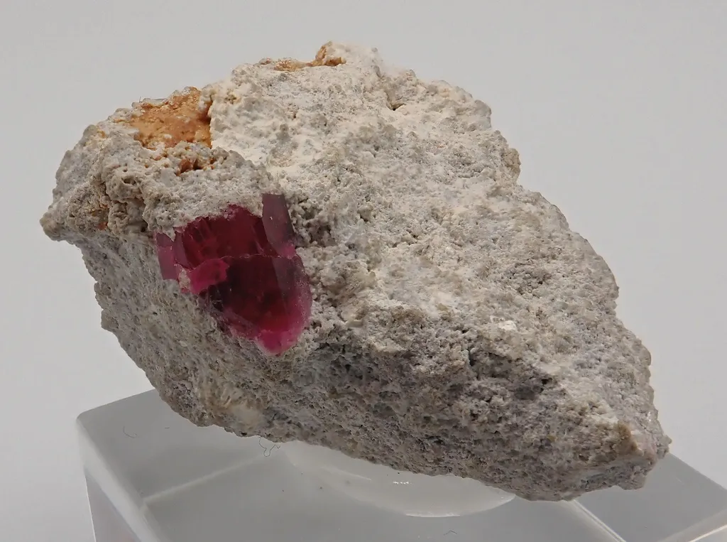 Red Beryl image