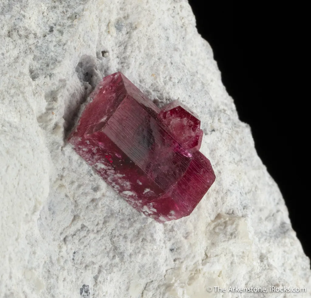Red Beryl - image 3