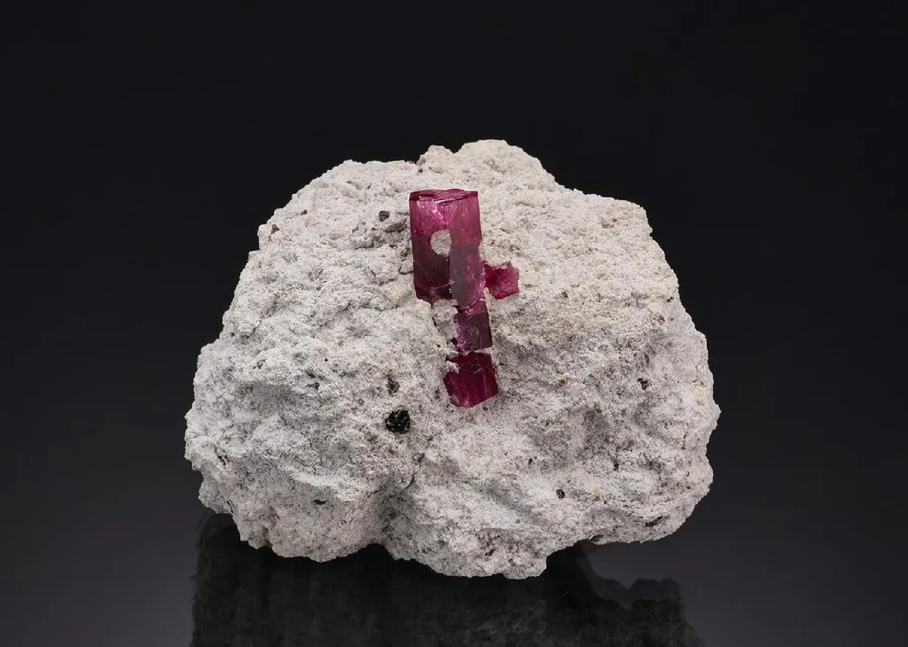 Red Beryl image
