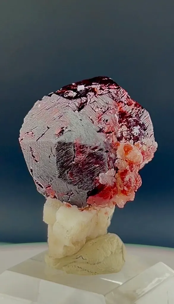 Red Garnet crystal from Pakistan, - image 4