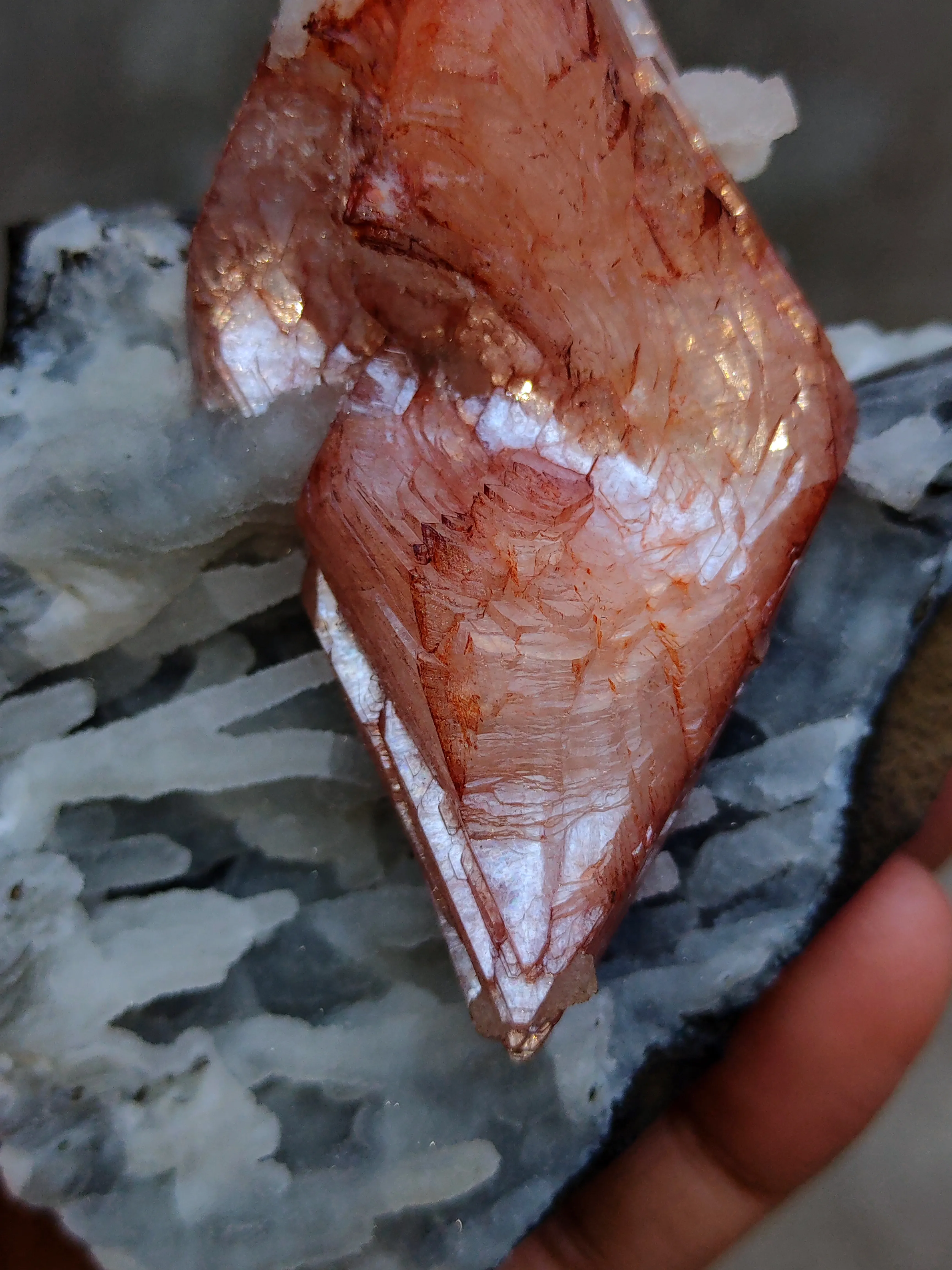 Red Heulandite on Chalcedony - image 6