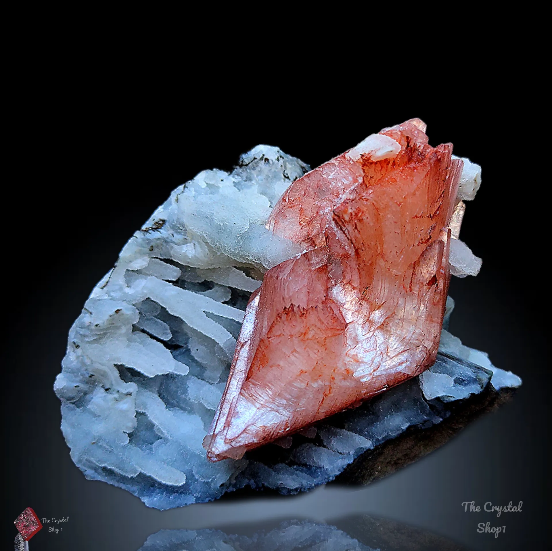 Red Heulandite on Chalcedony - image 3