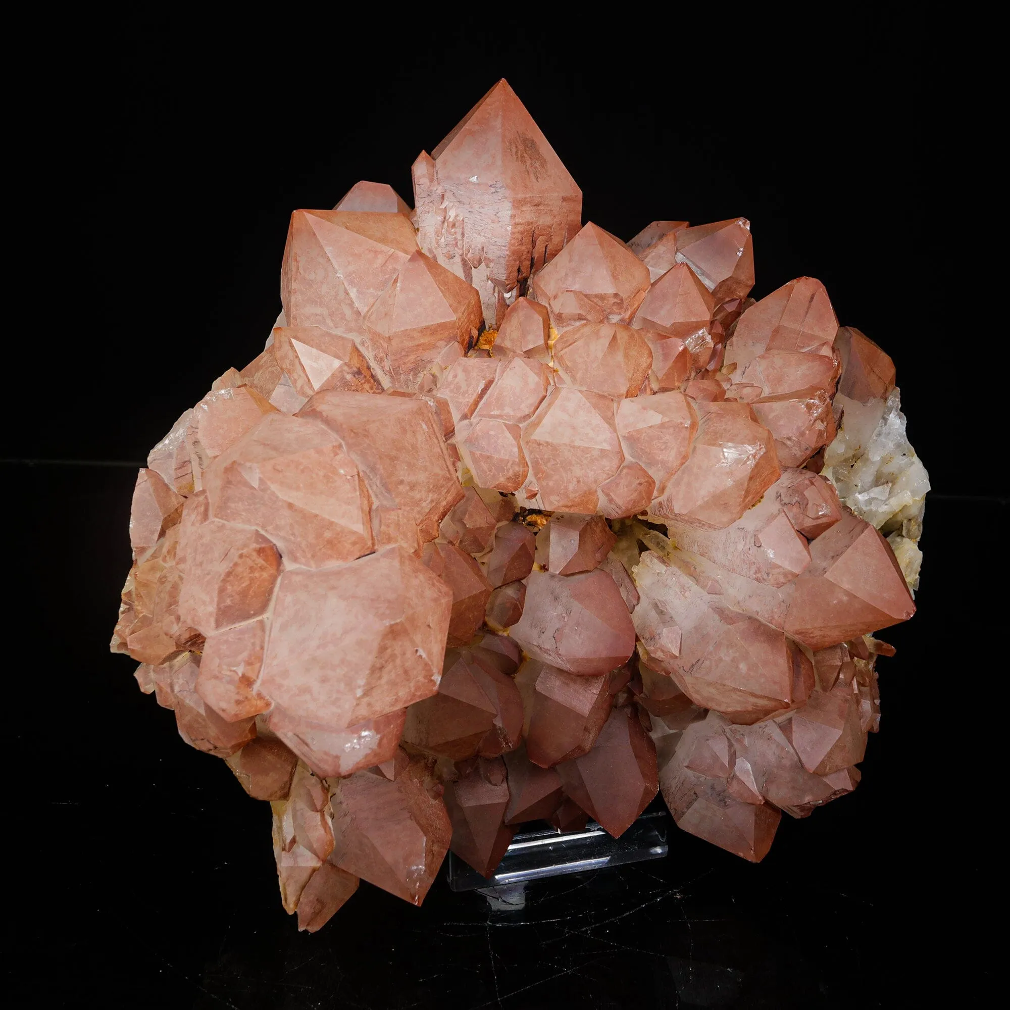 Red Quartz cluster Natural Mineral Specimen - image 3