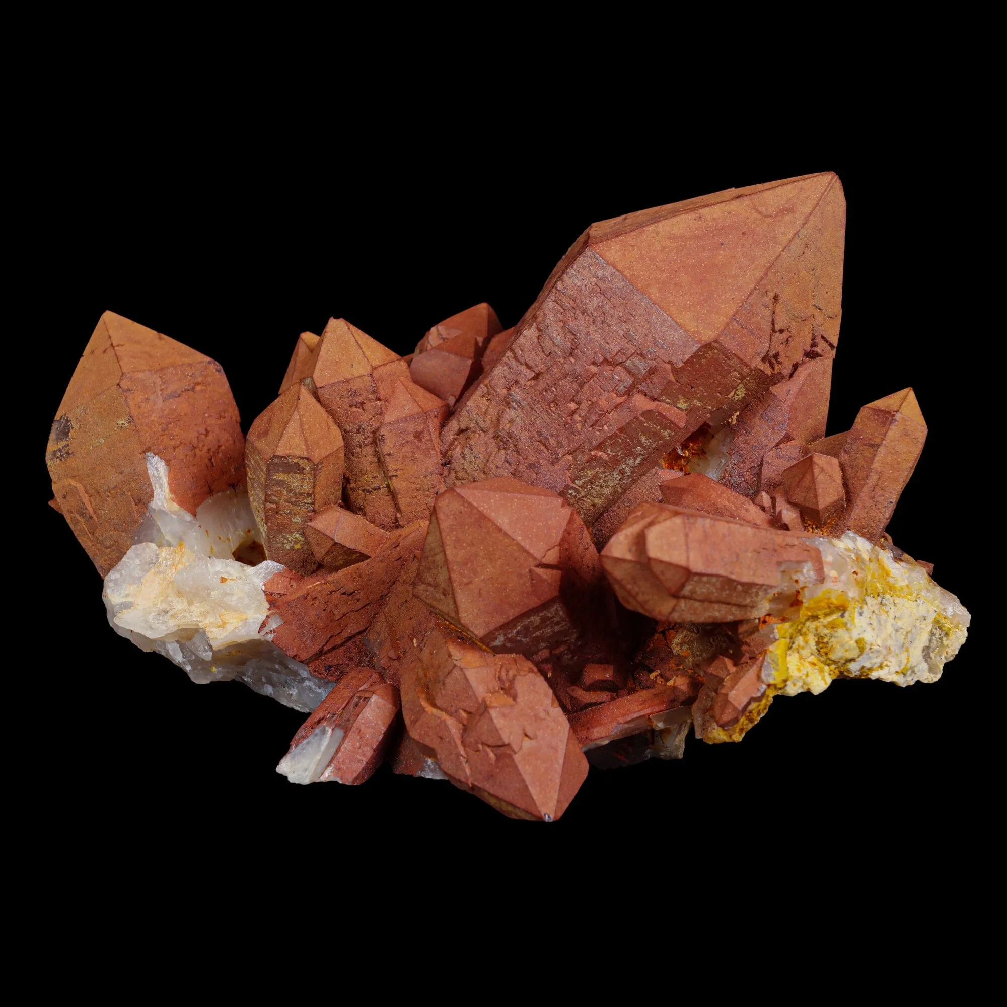 Red Quartz cluster Natural Mineral Specimen - image 2
