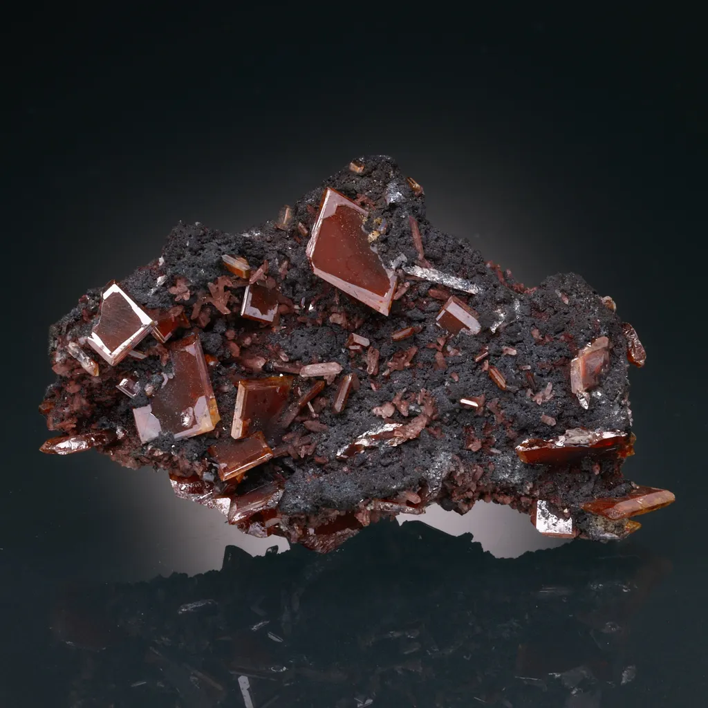 Red Wulfenite image
