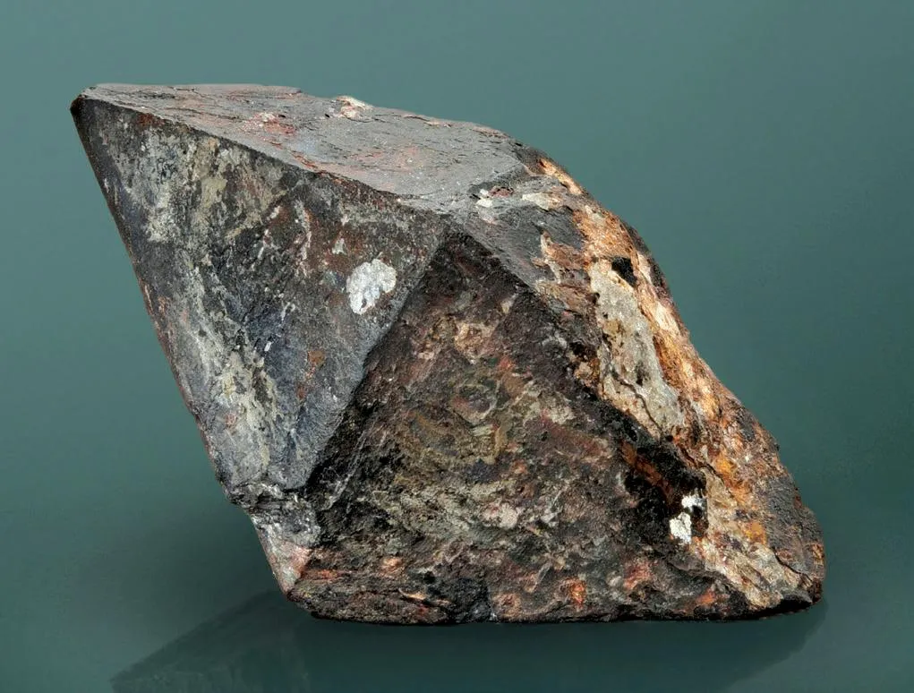 reinite (Ferberite pseudomorph after Scheelite), ferritungstite image
