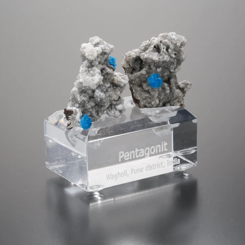 RESERVED Pentagonite - image 2