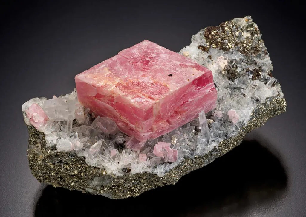 Rhodochrosite image
