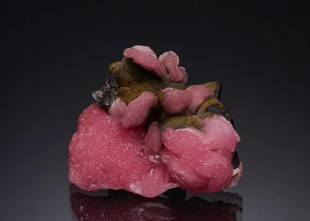 Rhodochrosite image
