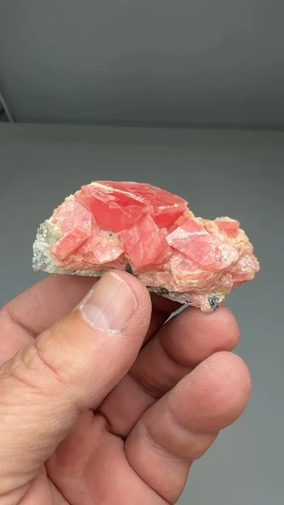 Rhodochrosite - image 2