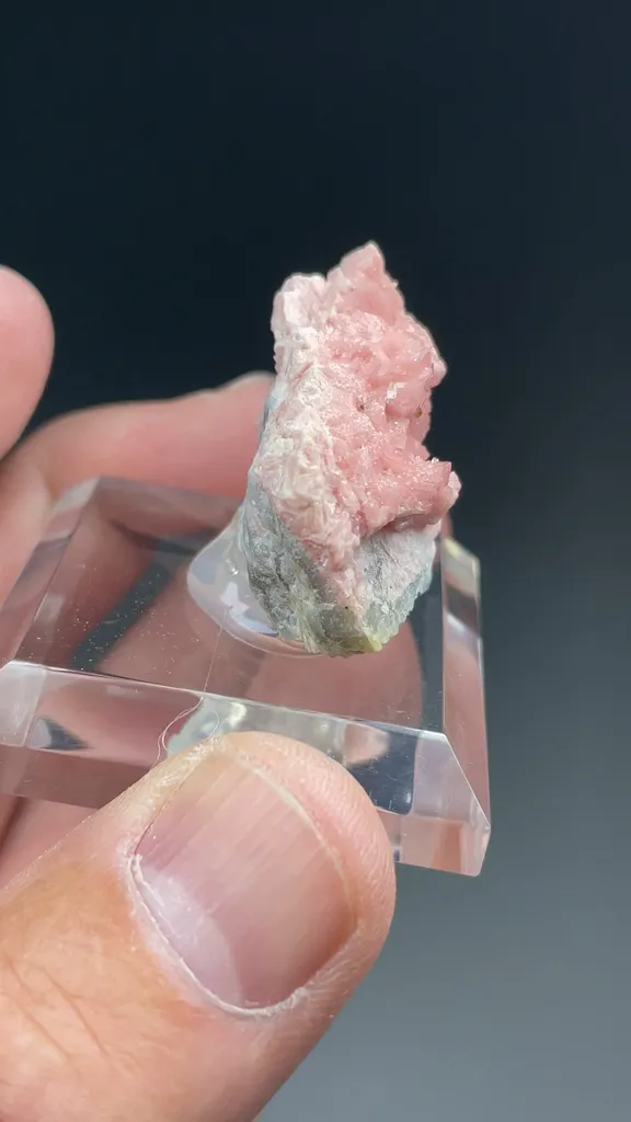 Rhodochrosite - image 2