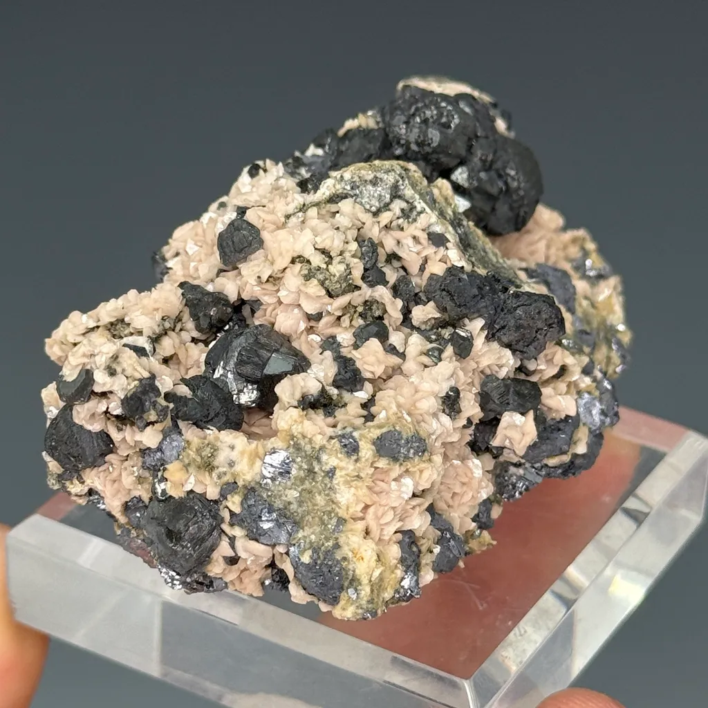 Rhodochrosite - image 2