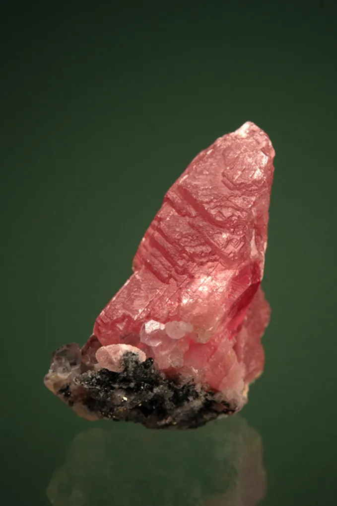 Rhodochrosite - image 4