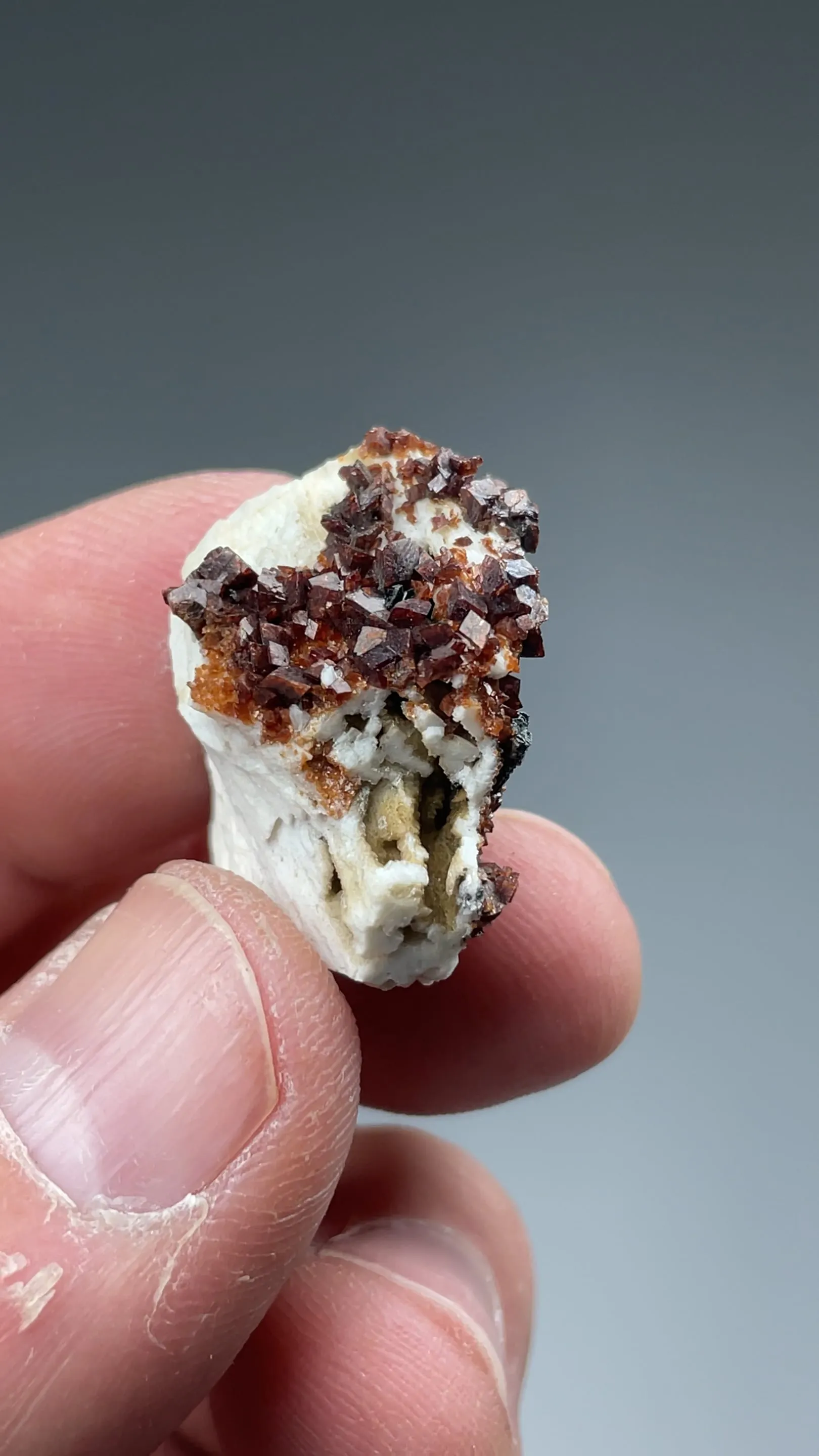 Rhodochrosite - image 2