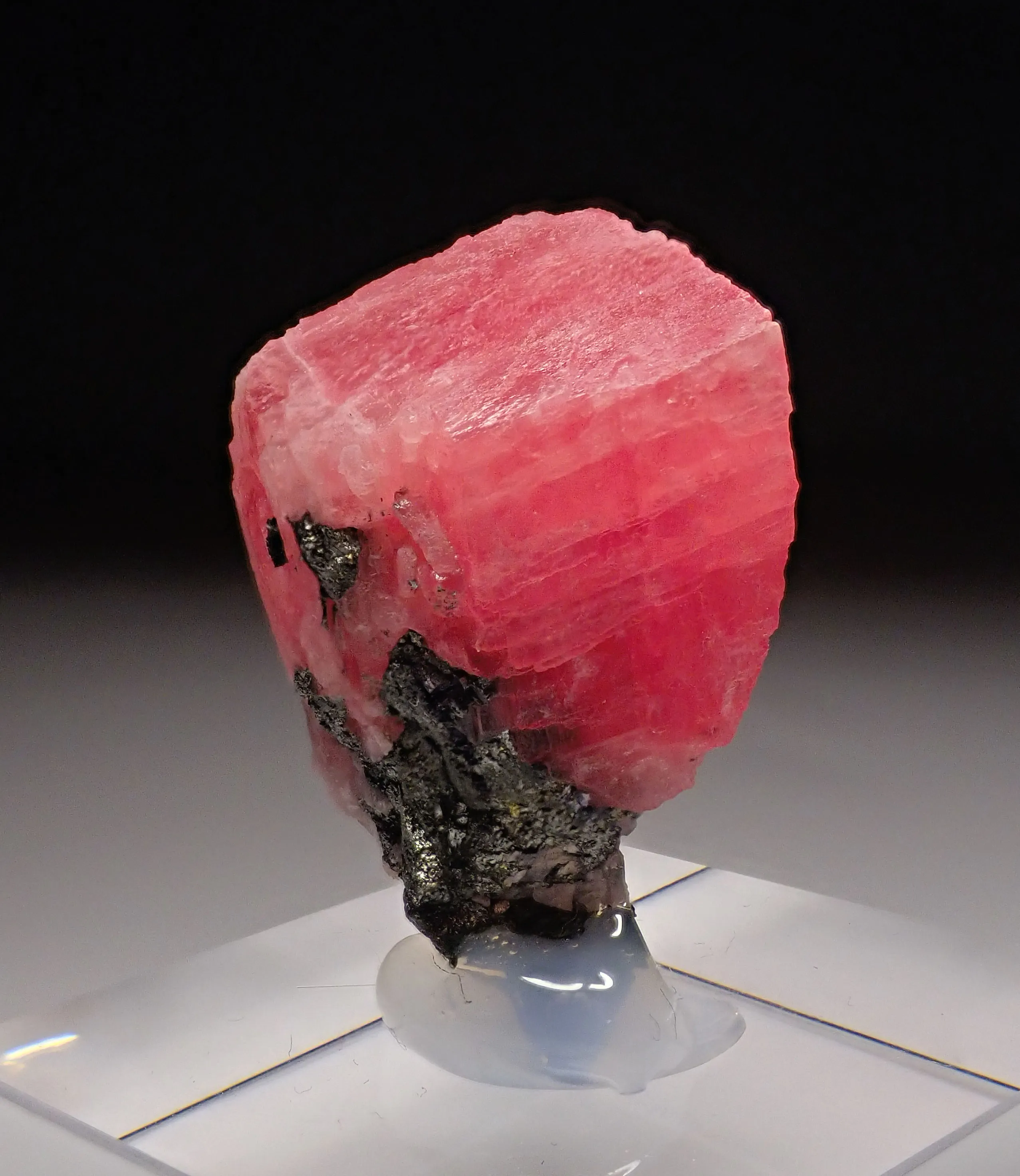Rhodochrosite - image 3