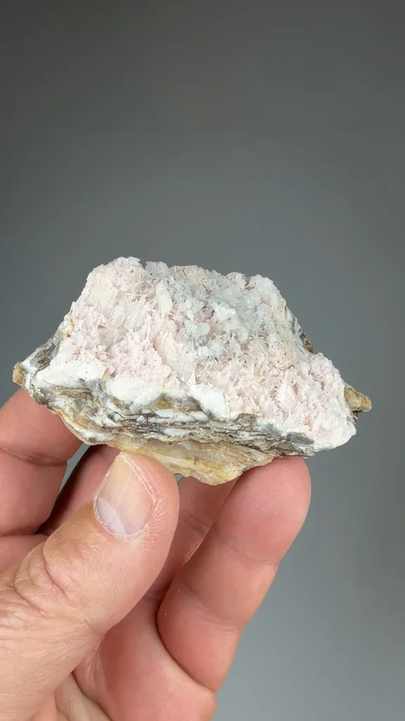 Rhodochrosite - image 2