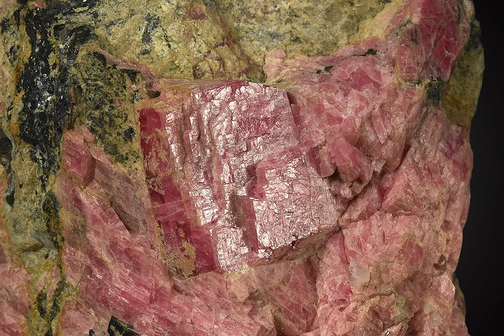 Rhodochrosite - image 3