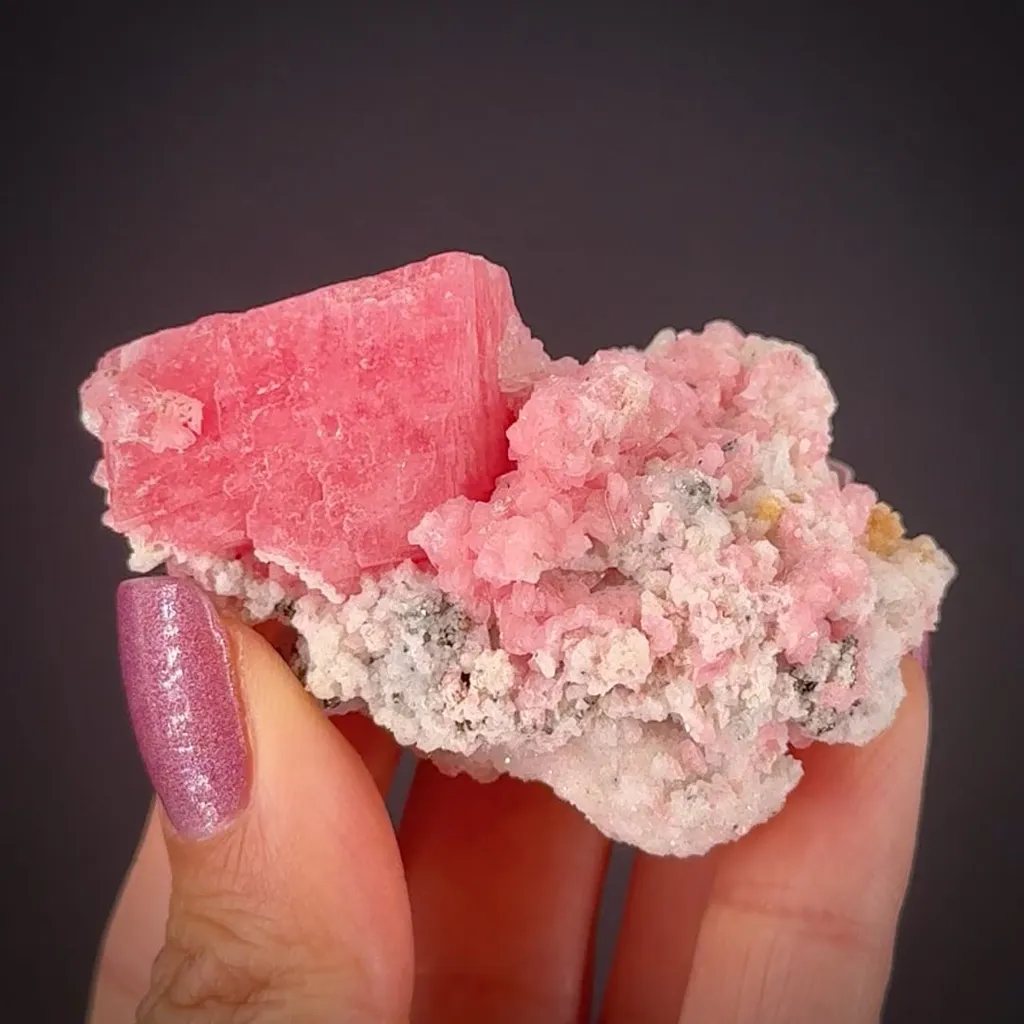 Rhodochrosite - image 2