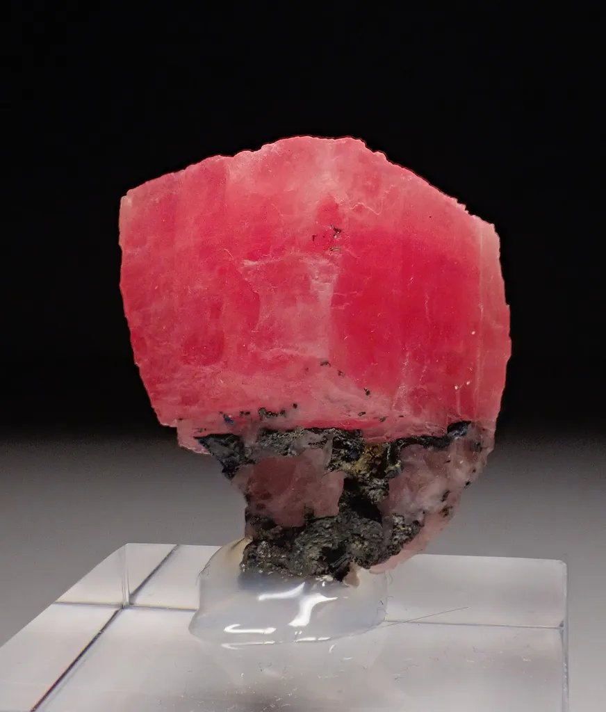 Rhodochrosite - image 4