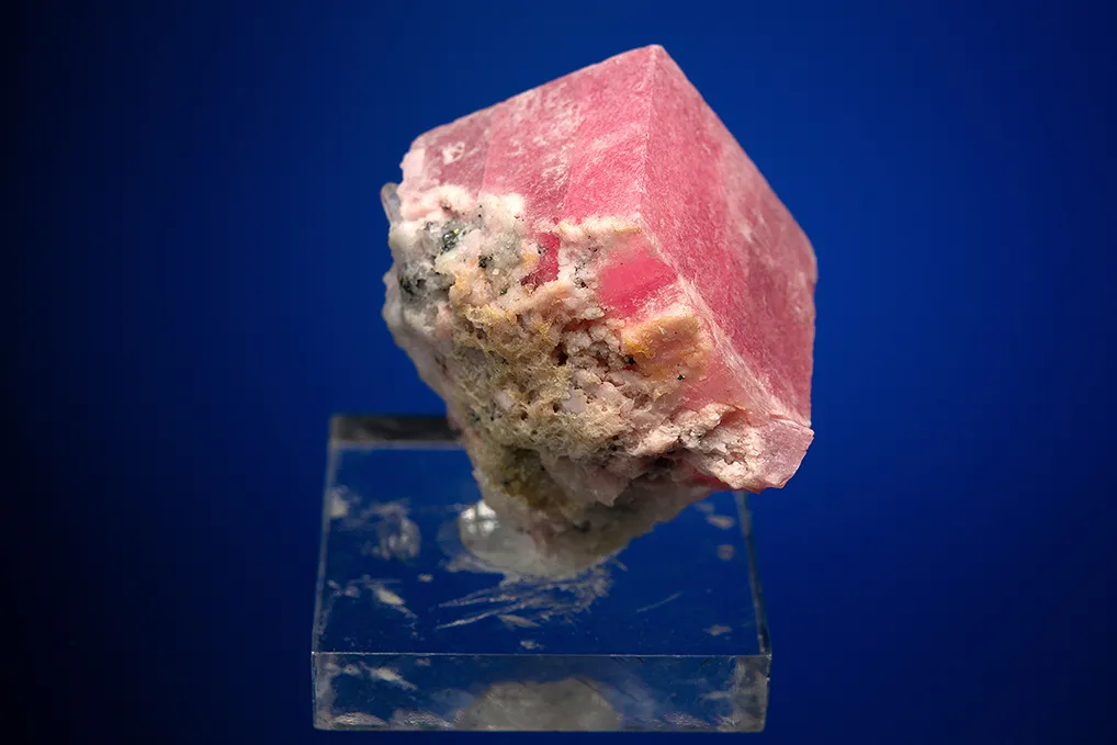 Rhodochrosite - image 3
