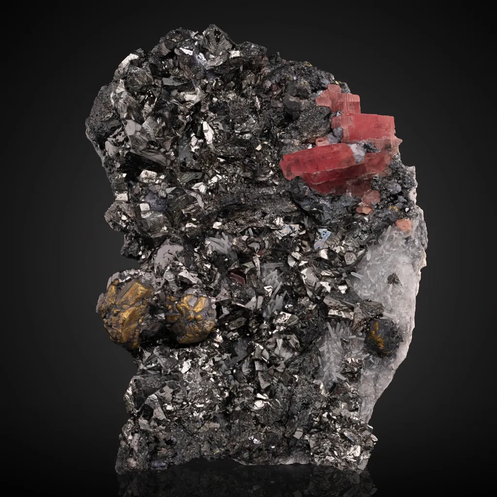 Rhodochrosite, Chalcopyrite, Sphalerite, Tetrahedrite image