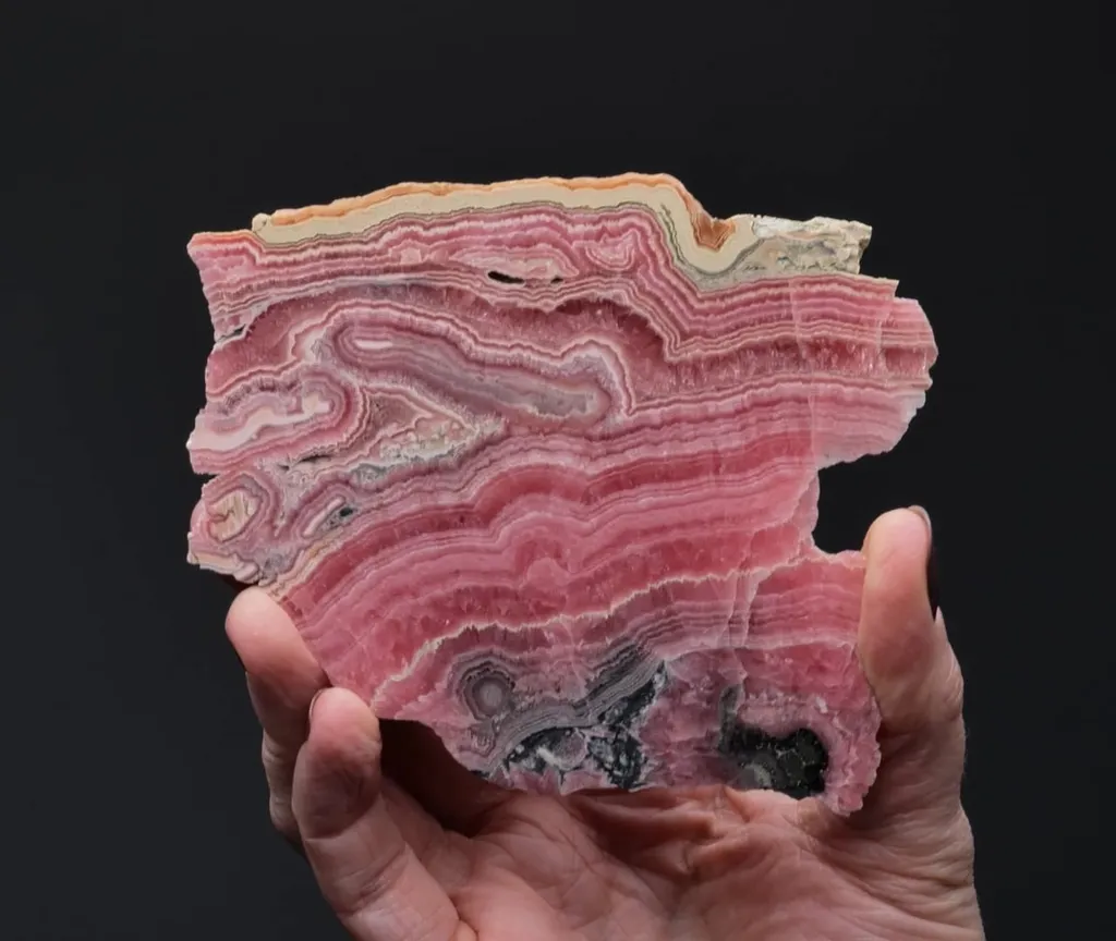 Rhodochrosite - image 2
