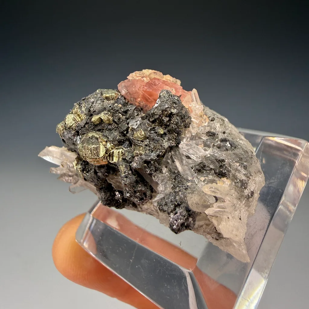 Rhodochrosite - image 2