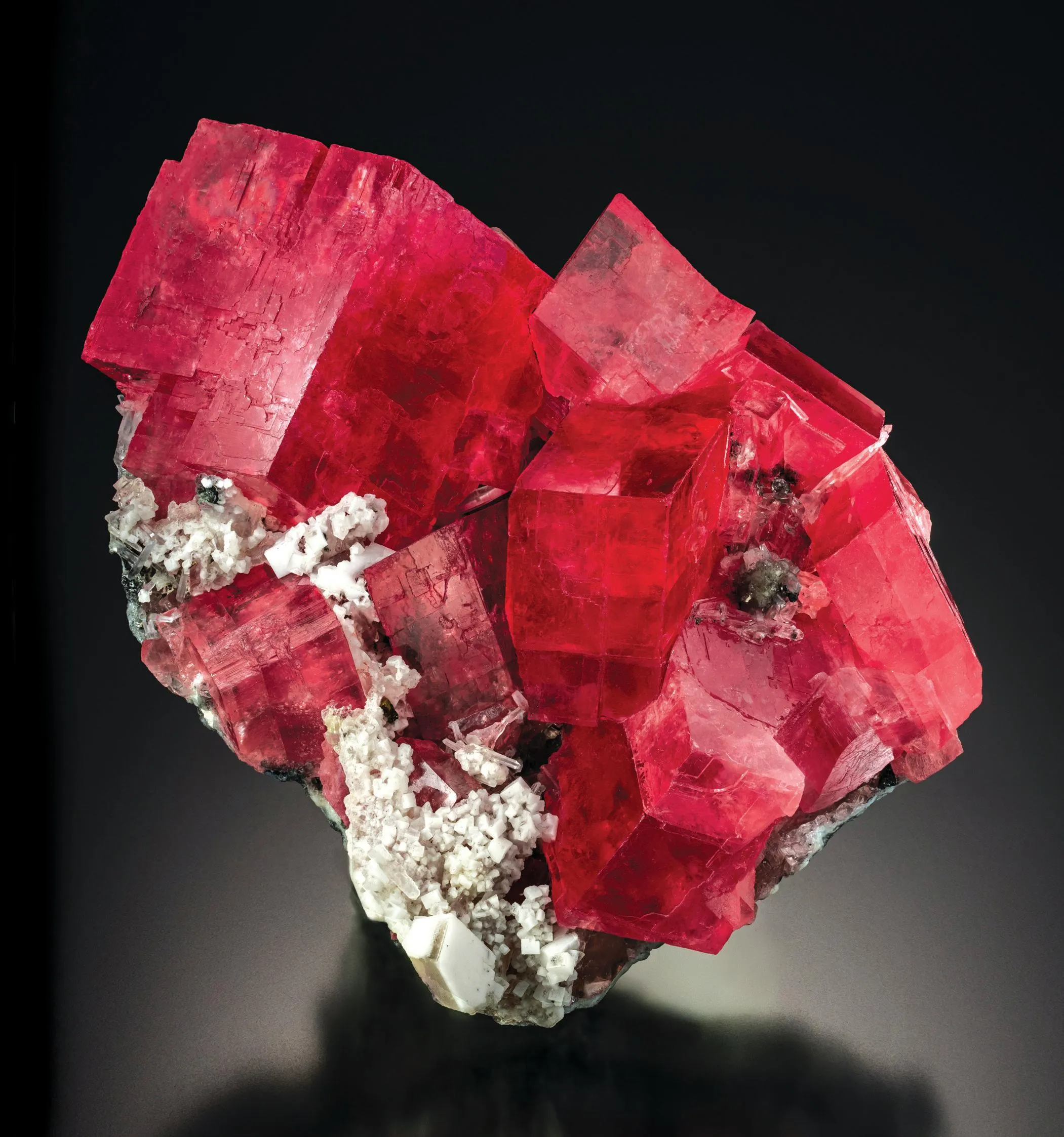 Rhodochrosite, Fluorite - image 1