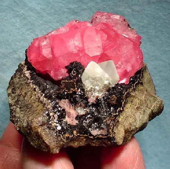 Rhodochrosite, Fluorite image