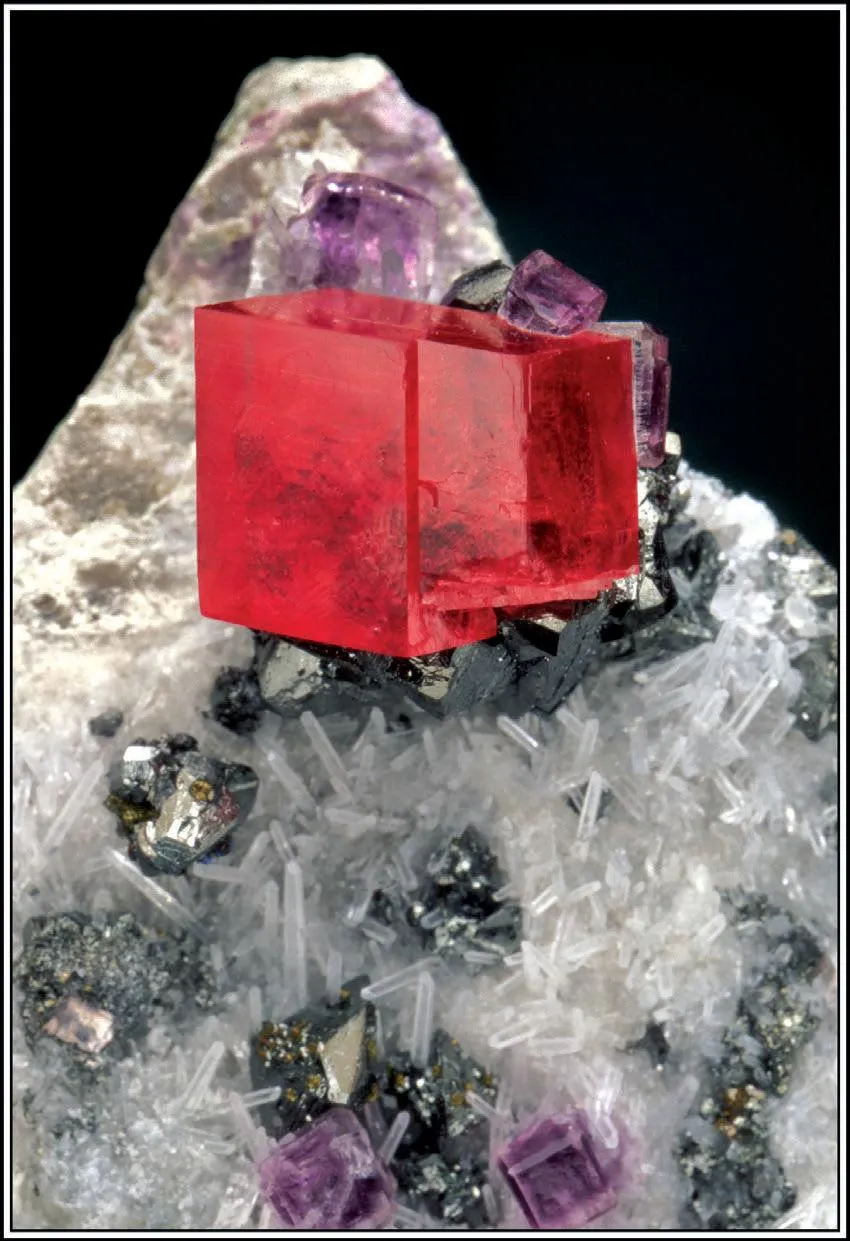 Rhodochrosite, Fluorite, Tetrahedrite - image 1
