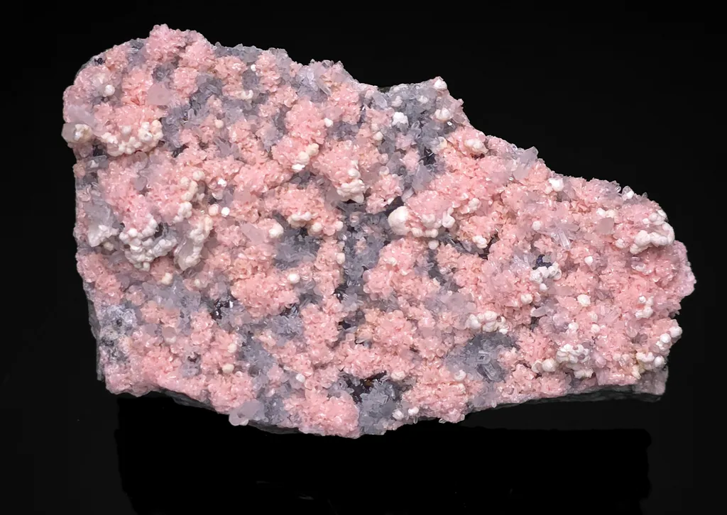 Rhodochrosite from Bulgaria, Smolyan Province, Starnitsa deposit image