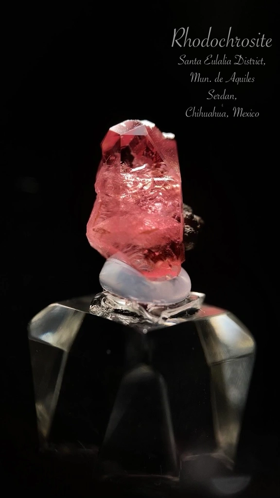 Rhodochrosite from Chihuahua, Mexico image
