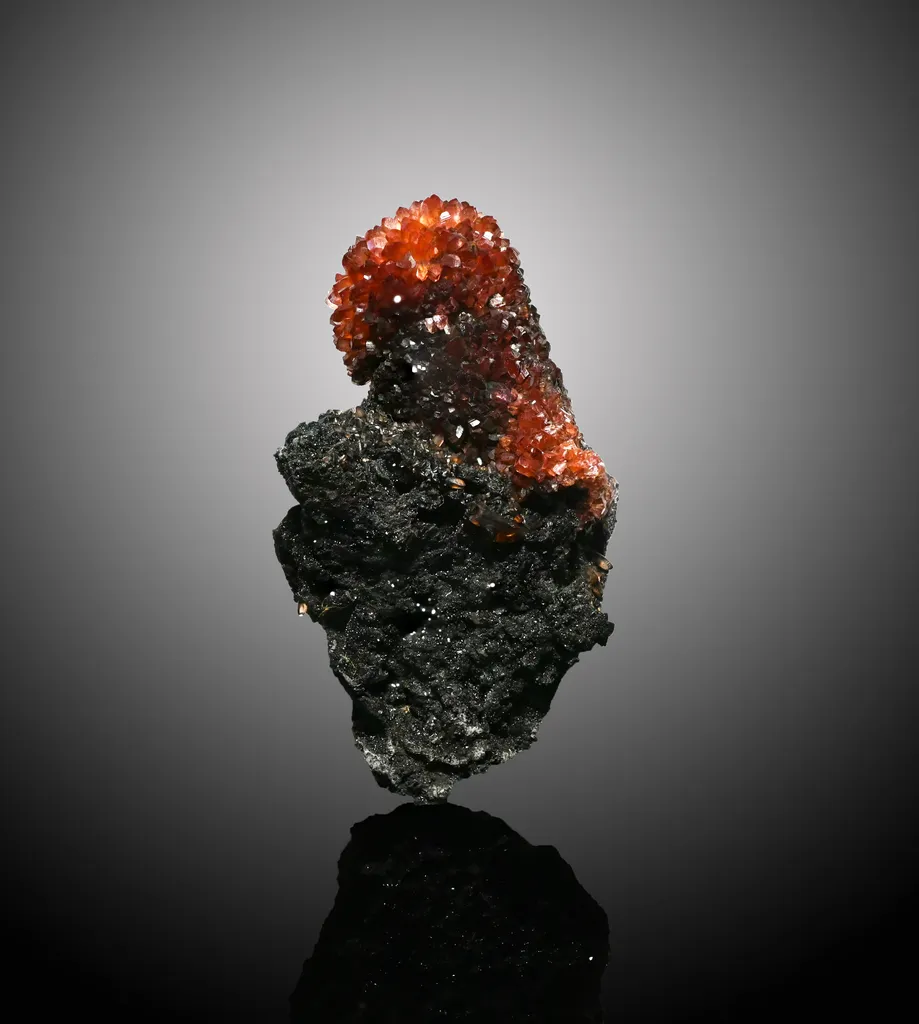 Rhodochrosite from Gabon, Haut-Ogooué Province, Moanda, Moanda Mine image