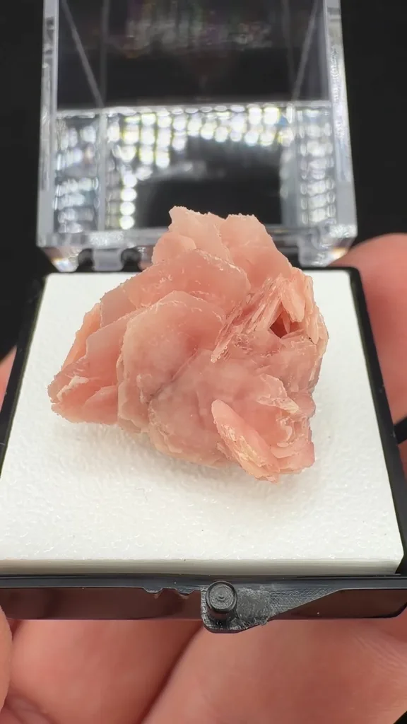Rhodochrosite from Helgustadir Mine, Eastern Region, Iceland - image 2