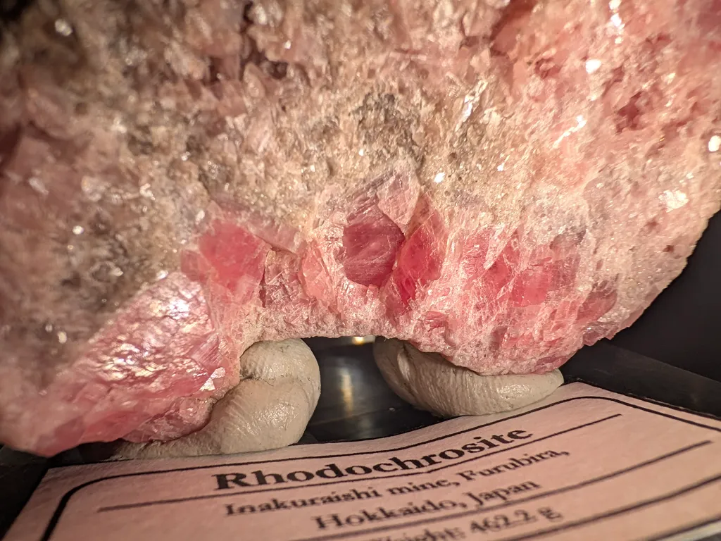 Rhodochrosite from Inakuraishi Mine, Hokkaido, Japan – 462g - image 5