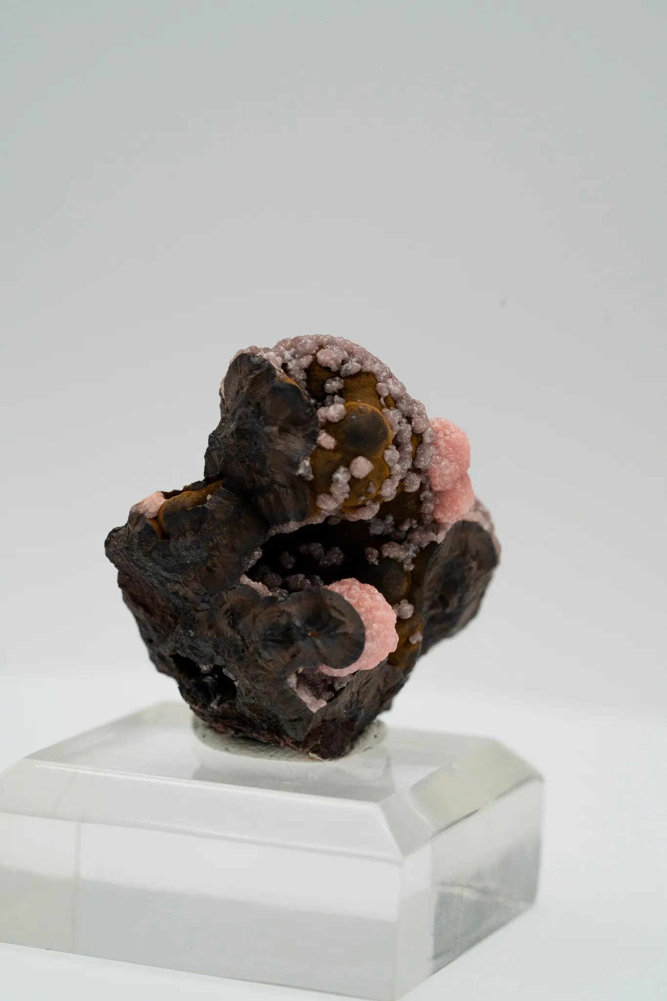 Rhodochrosite from South Africa, Northern Cape, N'Chwaning Mines, N'Chwaning III Mine - image 5