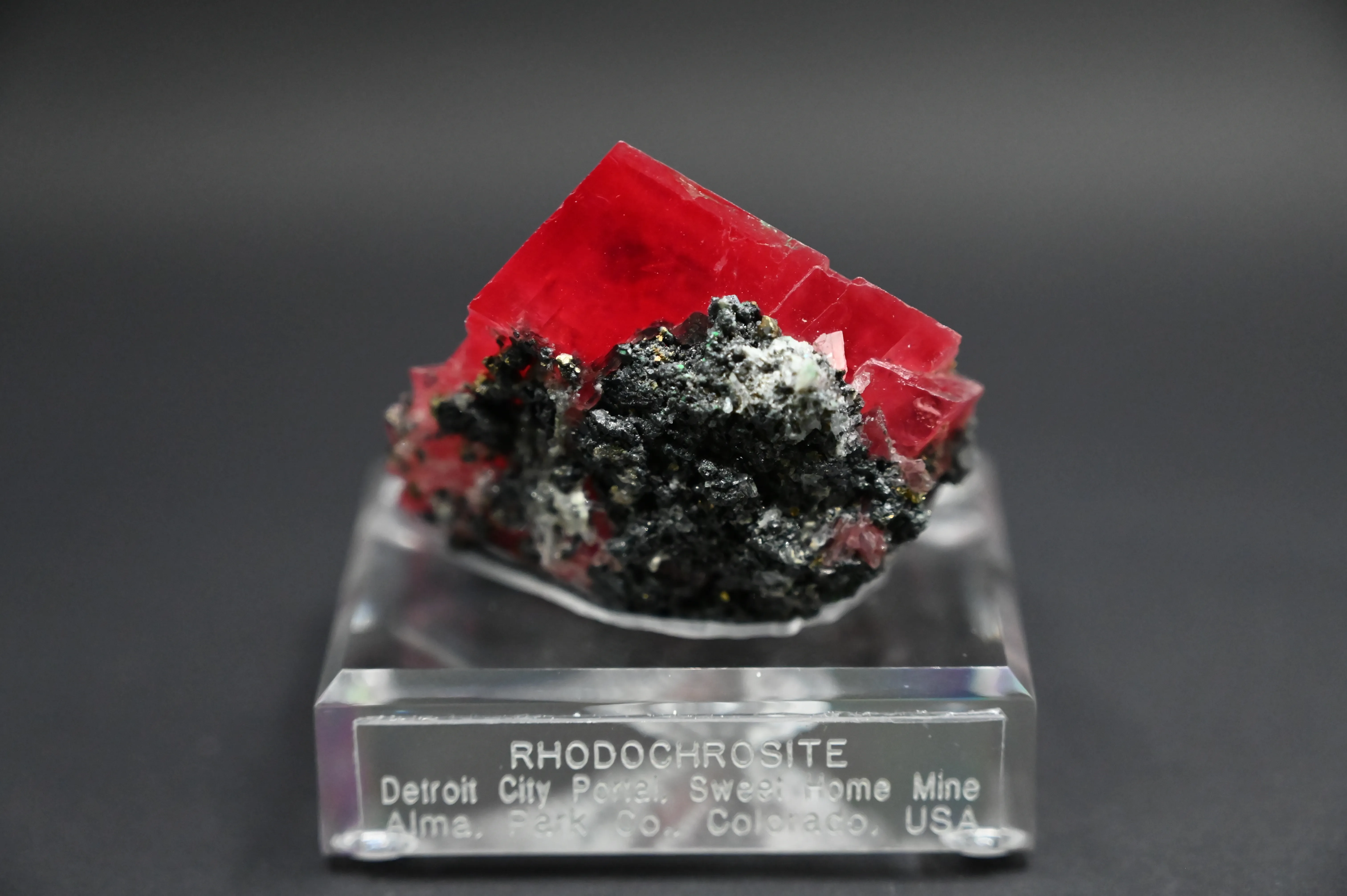 Rhodochrosite from USA, Colorado, Sweet Home Mine - image 1