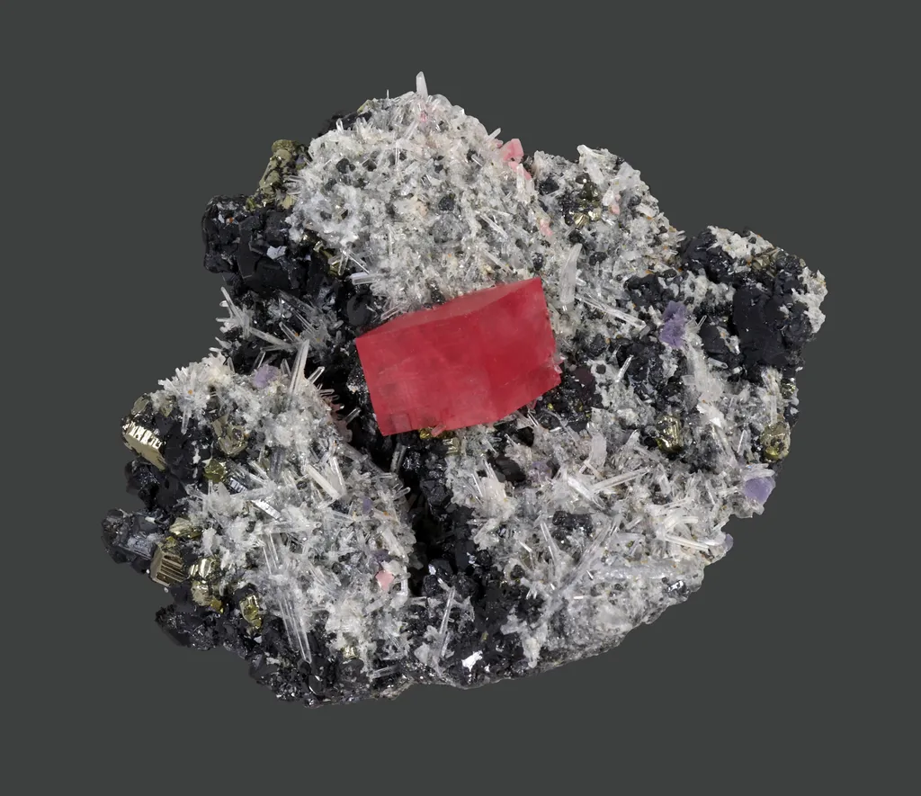 Rhodochrosite from USA, Colorado, Sweet Home Mine, Detroit City Portal image