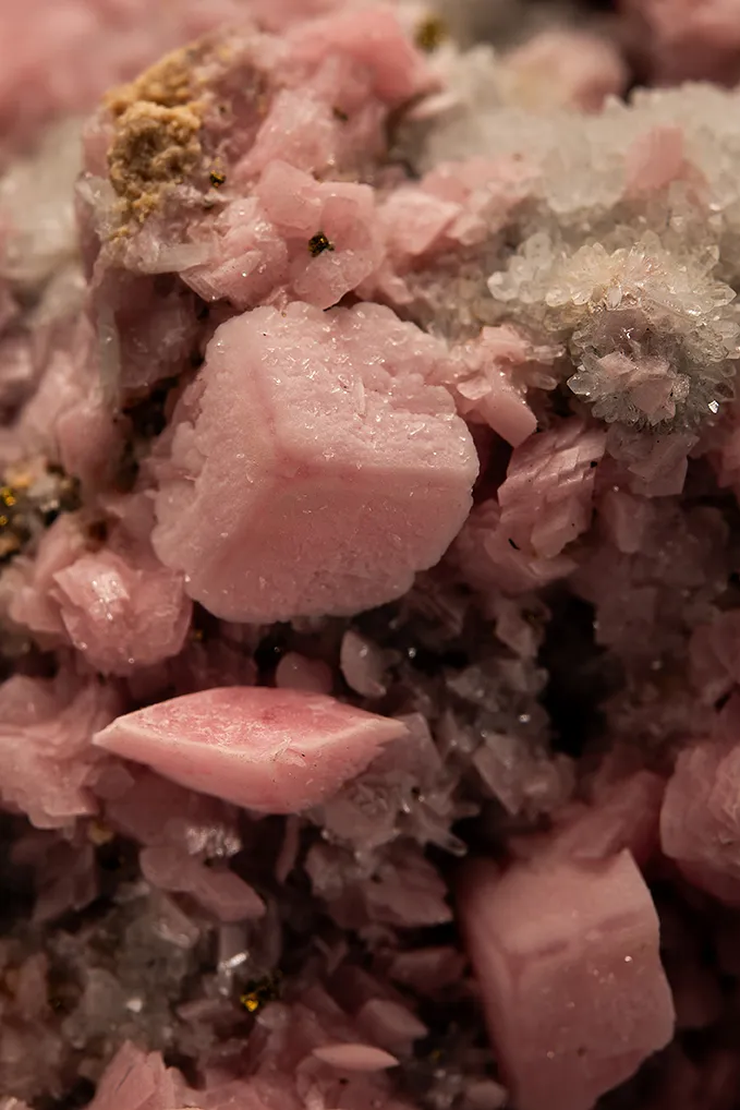 Rhodochrosite on Quartz - image 2