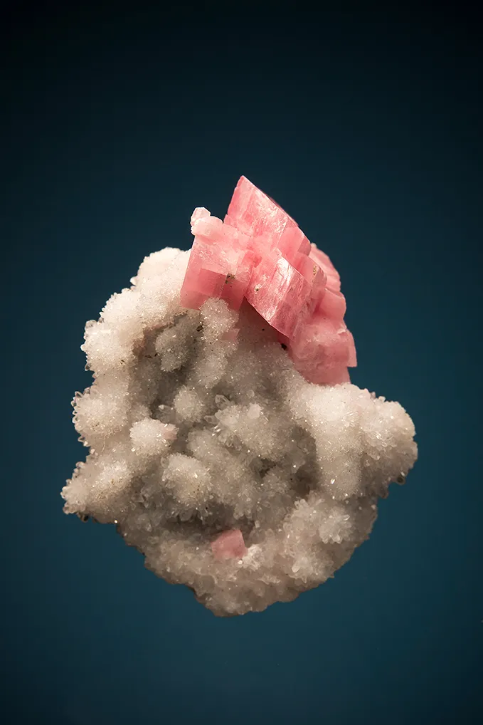 Rhodochrosite on Quartz image