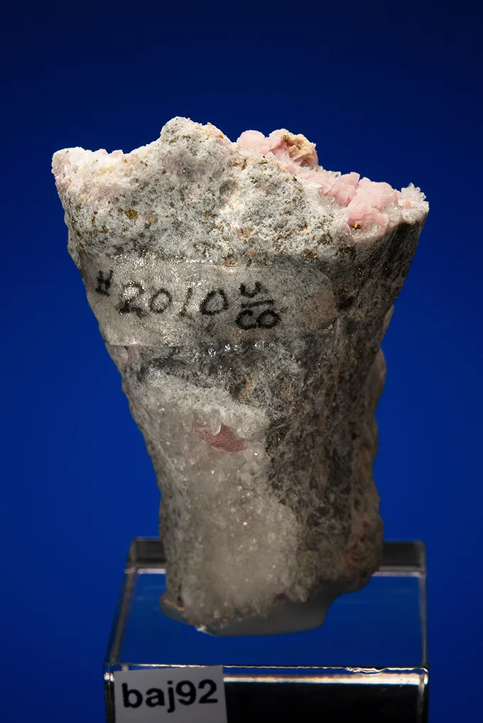 Rhodochrosite on Quartz - image 4