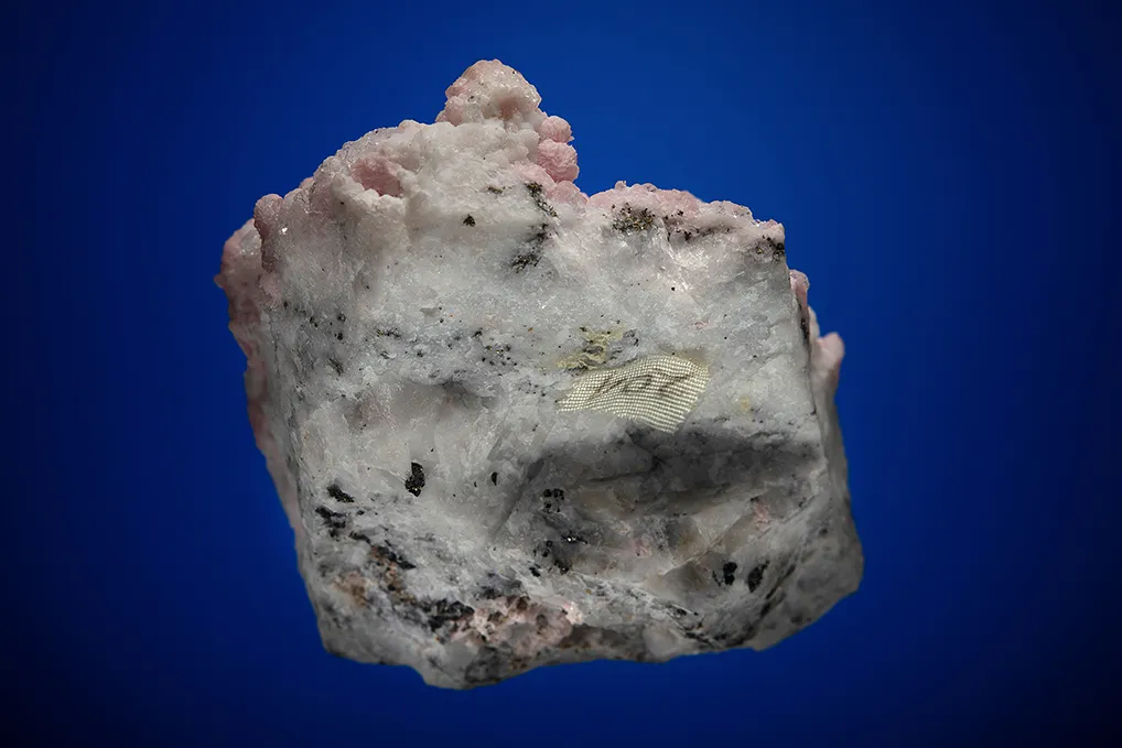 Rhodochrosite on Quartz - image 3