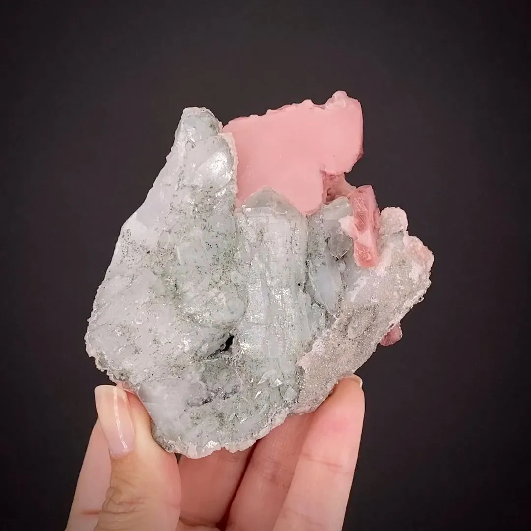 Rhodochrosite on Quartz - image 2