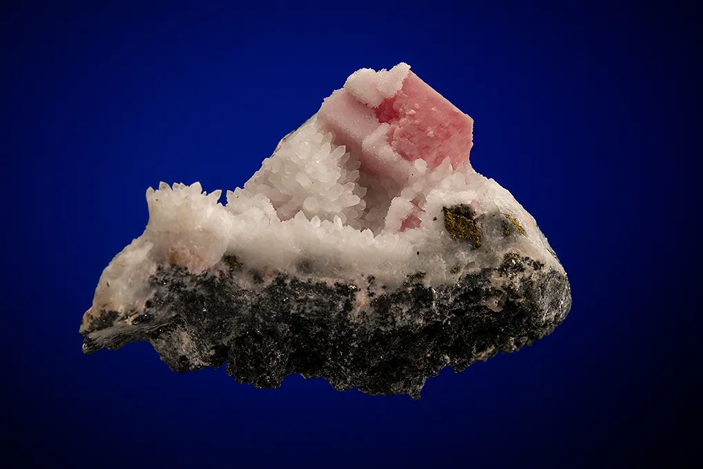 Rhodochrosite on Quartz image