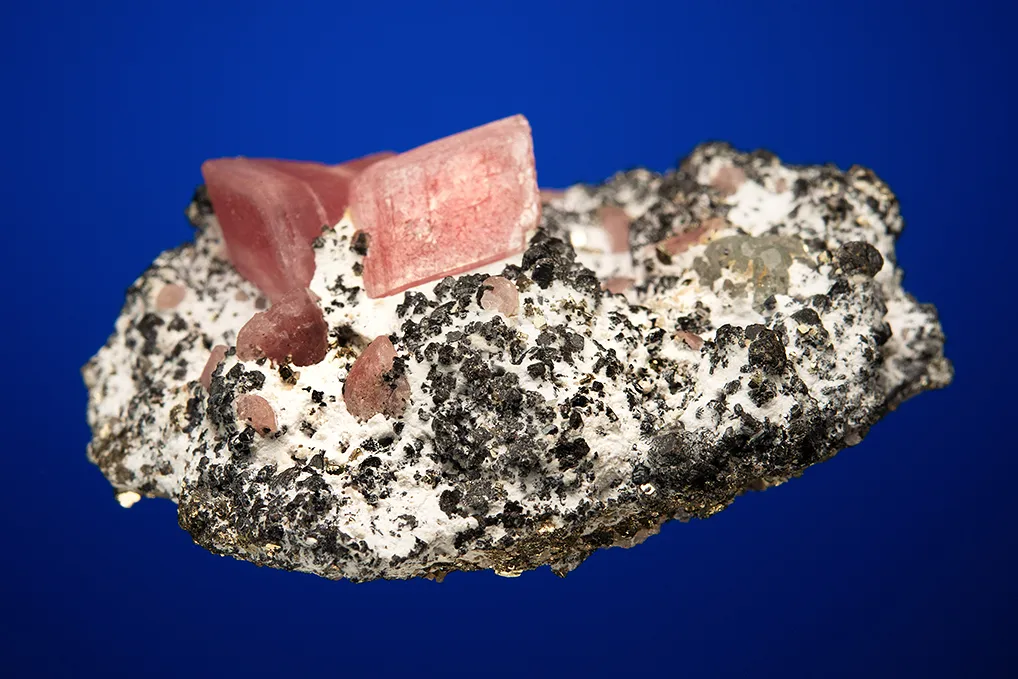 Rhodochrosite on Sphalerite - image 5