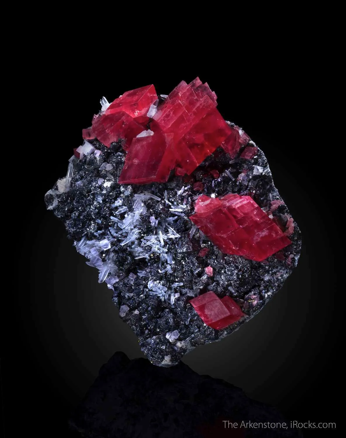 Rhodochrosite on Tetrahedrite - image 1