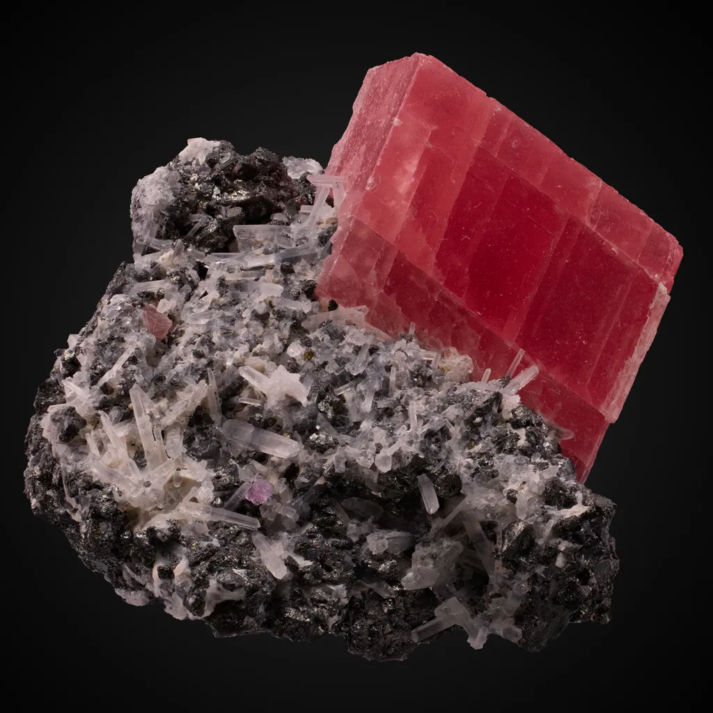 Rhodochrosite, Quartz image