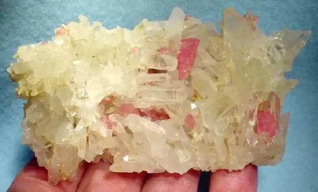 Rhodochrosite, Quartz image