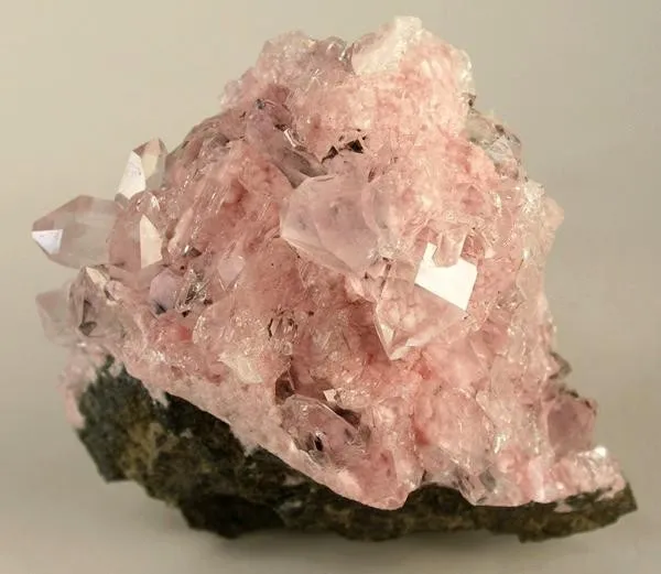 Rhodochrosite, Quartz image