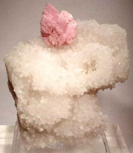 Rhodochrosite, Quartz image